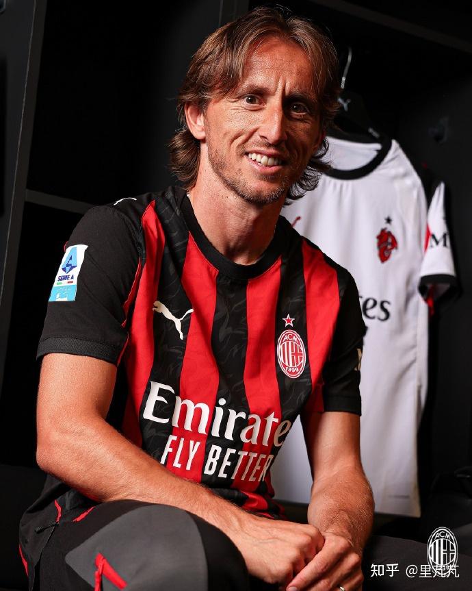 湖人要换狄龙能成吗？他跟老詹梁子是障碍？紫金军选秀筹码咋样？