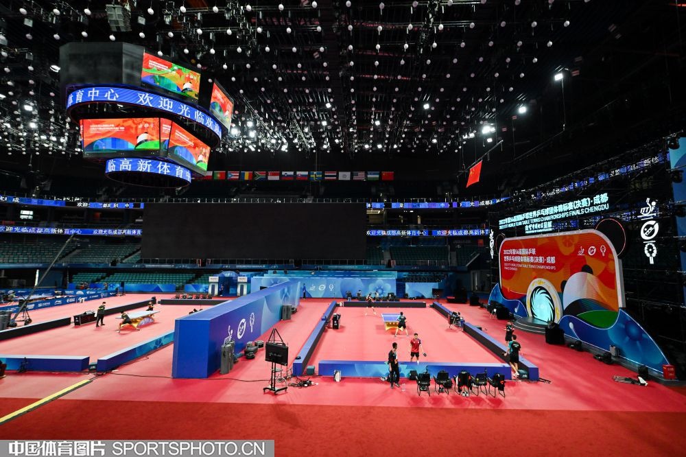 🚨 官方消息：2025年国际足联最佳足球奖项获奖者将于2025年12月16日星期二在多哈揭晓。 来源：Madrid Xtra